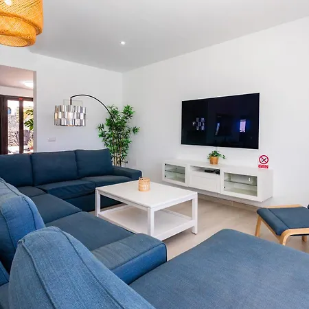 Willa Remarkable 5-bed In *